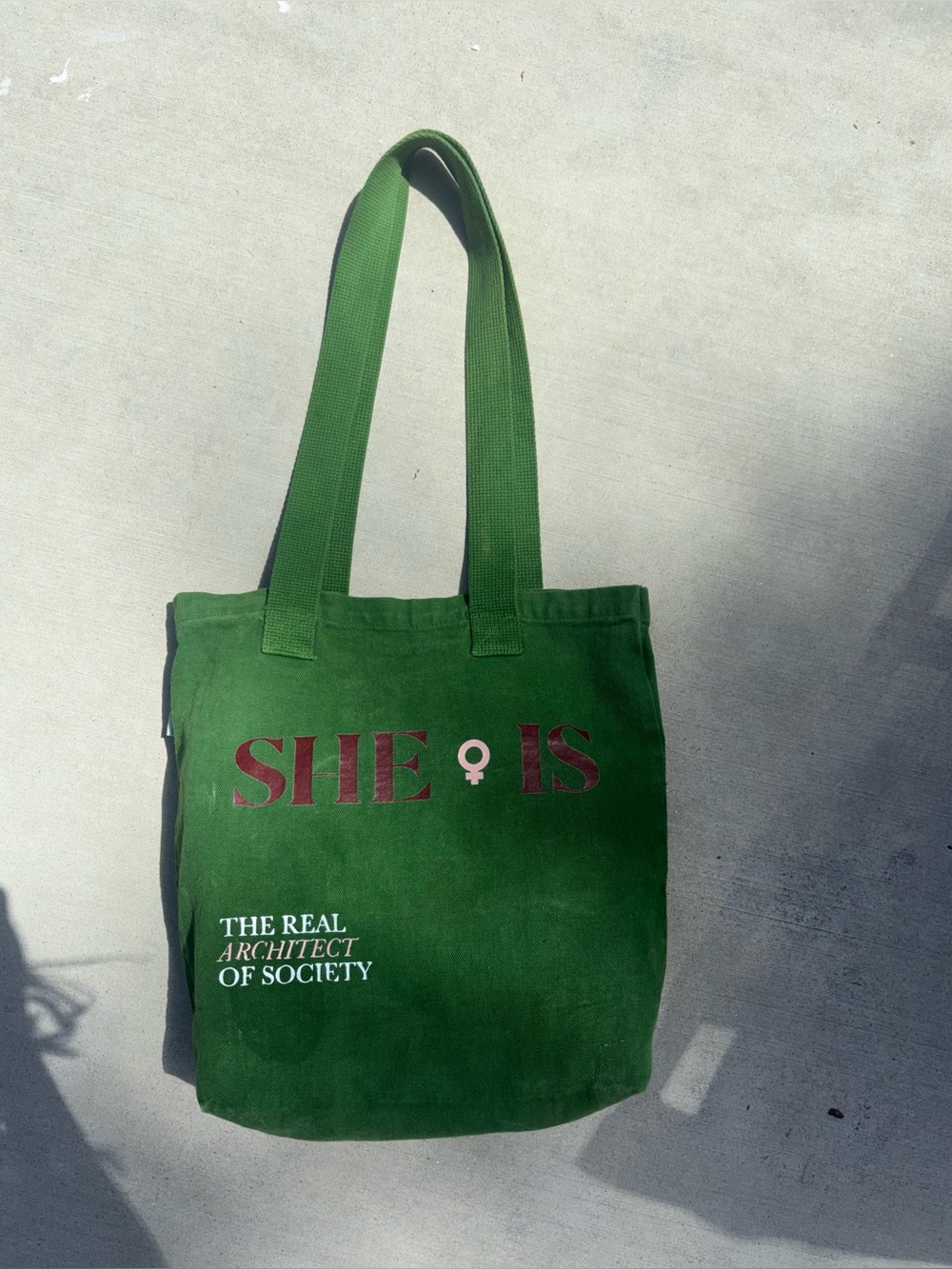 Tote bag